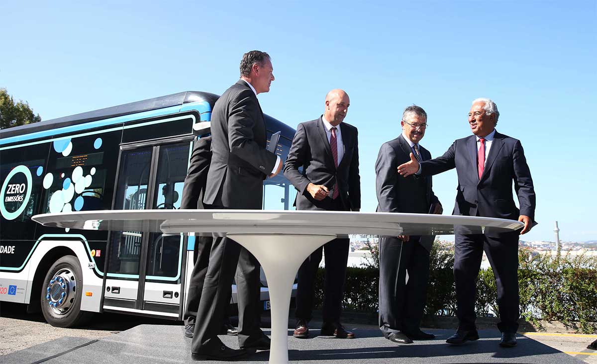 Horodateurs, bus au biogaz, parkings souterrains : les ratés de la