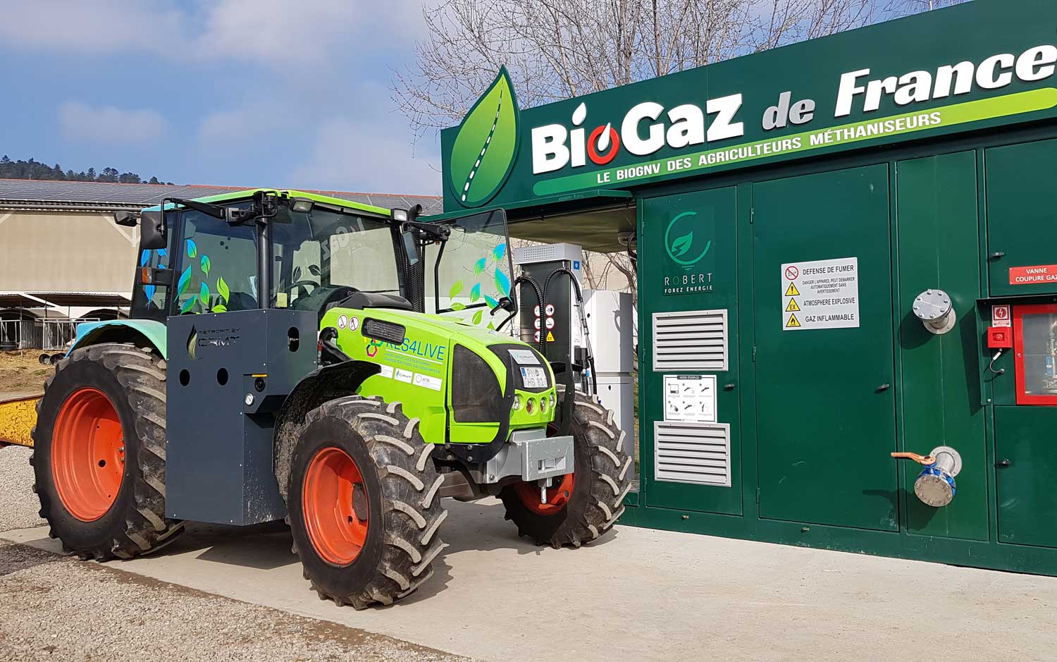 CRMT présente son tracteur agricole rétrofité au biogaz