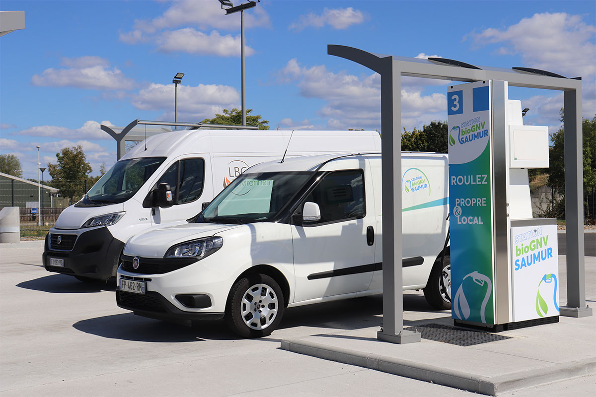 Le Pays de la Loire Energie Tour fait étape à la station bioGNV de Saumur