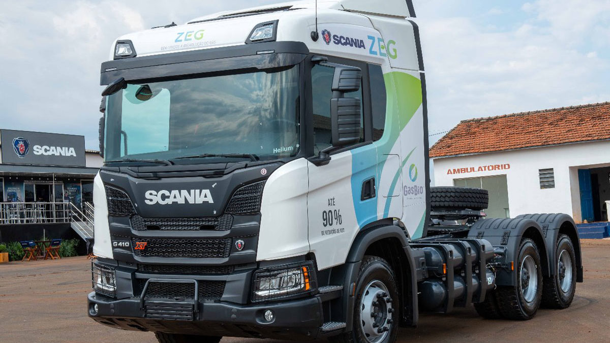 Scania débute la construction de camions GNV au Brésil