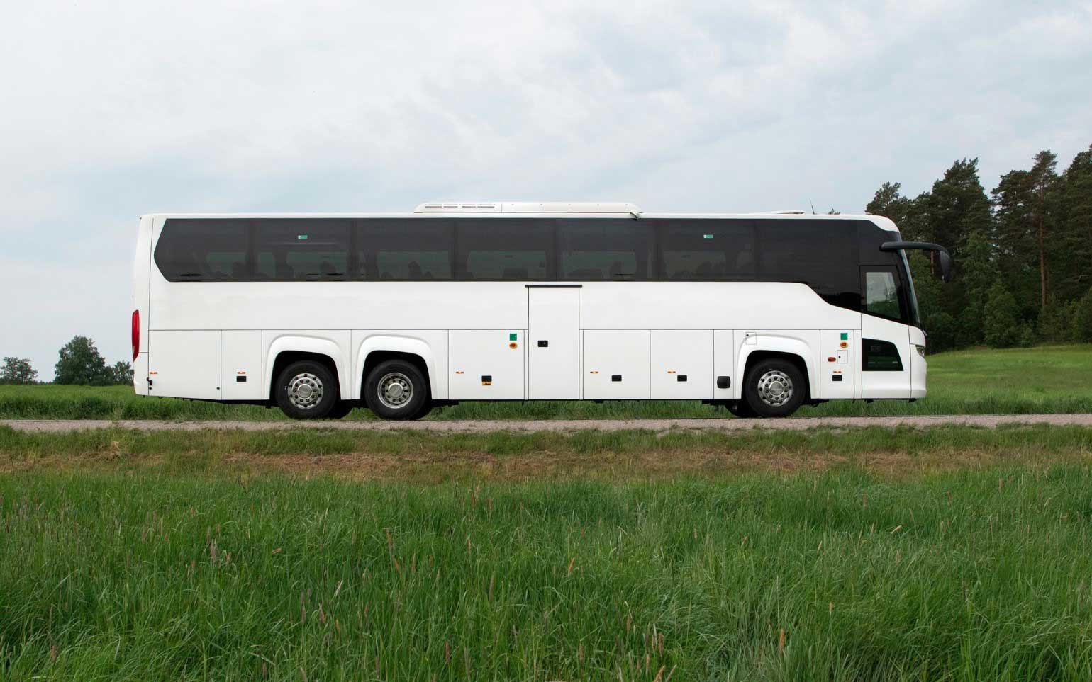 Autocar : le Scania Touring arrive en version GNL