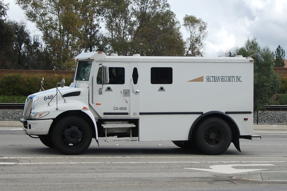 Des camions blindés hybrides GNV pour Sectran Security