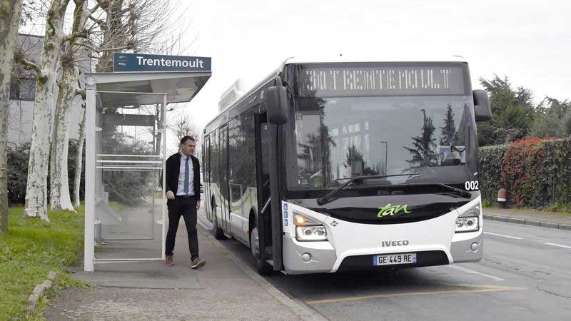 A Nantes, la Semitan commence le déploiement de ses nouveaux bus au gaz