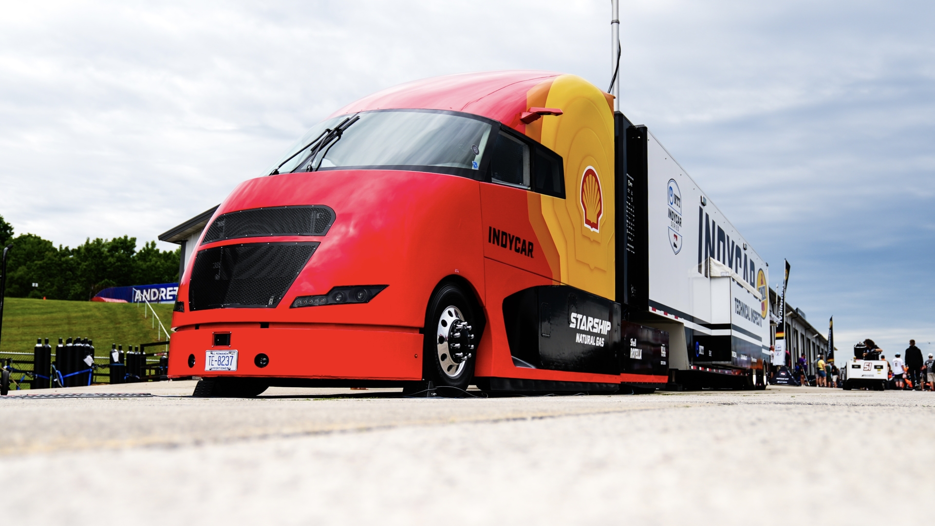 Shell relance son camion Starship en IndyCar : ce poids lourd au gaz veut bousculer la logistique du sport auto
