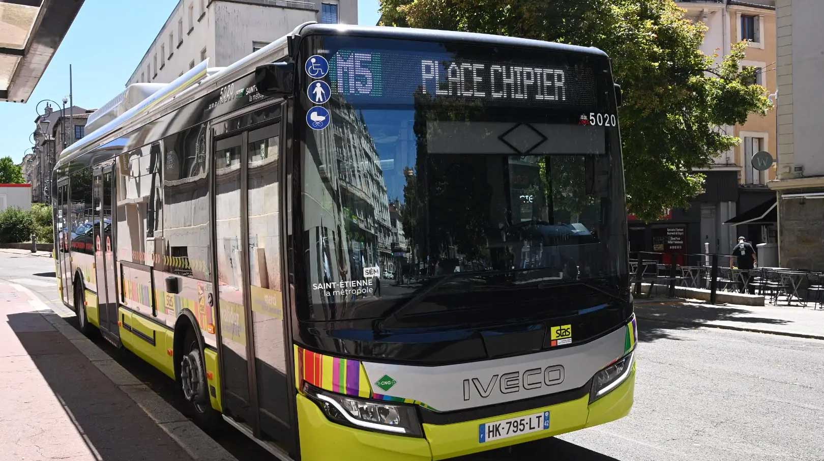 Saint-Etienne : la Stas met en service ses premiers bus bioGNV sur la ligne M5
