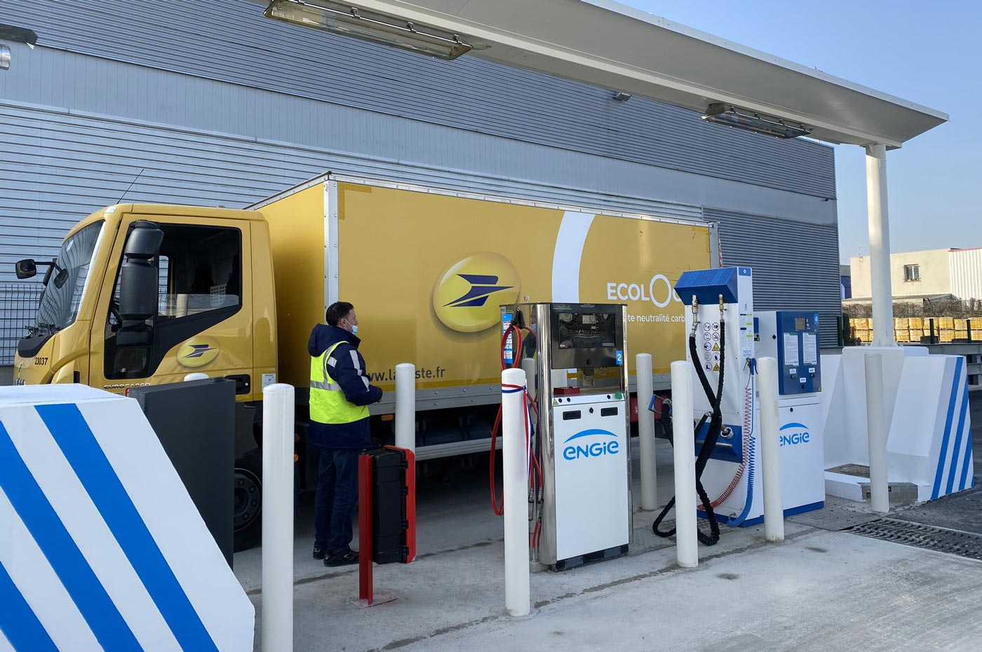 La Poste va ouvrir 8 nouvelles stations GNV en France