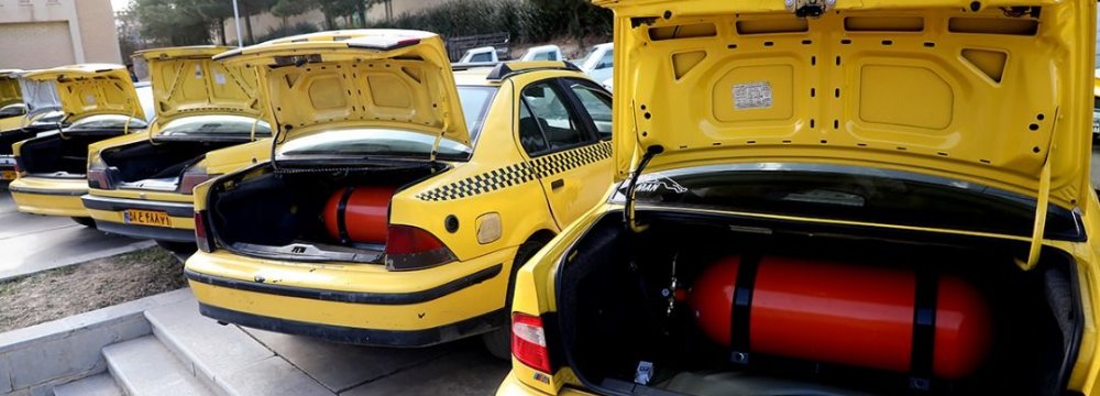 Iran : 40 000 taxis hybrides GNV pour remplacer les véhicules obsolètes