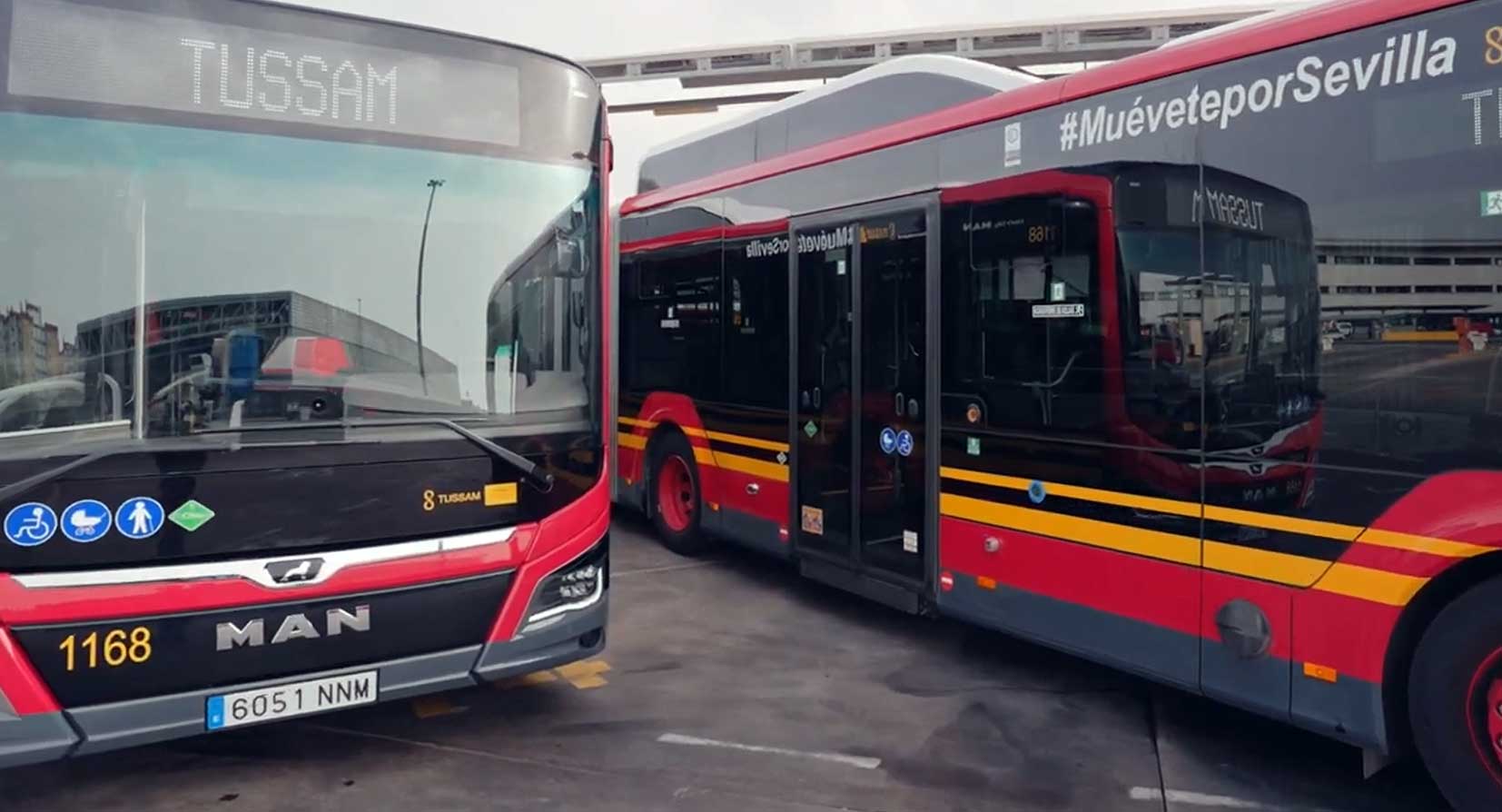A S&eacute;ville, dix nouveaux bus articul&eacute;s hybrides GNV rejoignent la flotte de TUSSAM